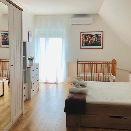 Virag Apartman Apartment Vonyarcvashegy Bagian luar foto