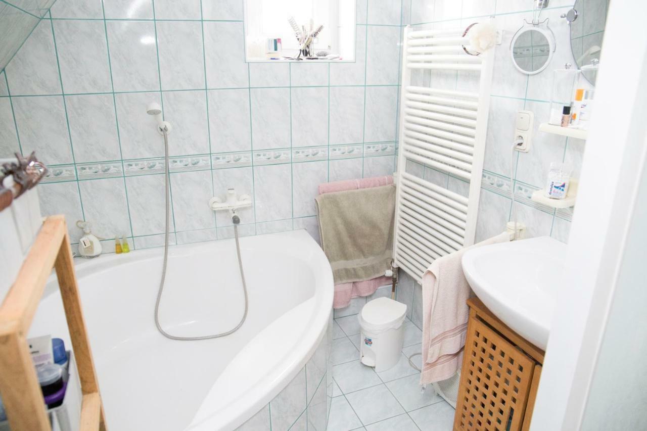 Virag Apartman Apartment Vonyarcvashegy Bagian luar foto